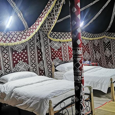 Desert Wonders Camp Ḩawīyah Eksteriør billede