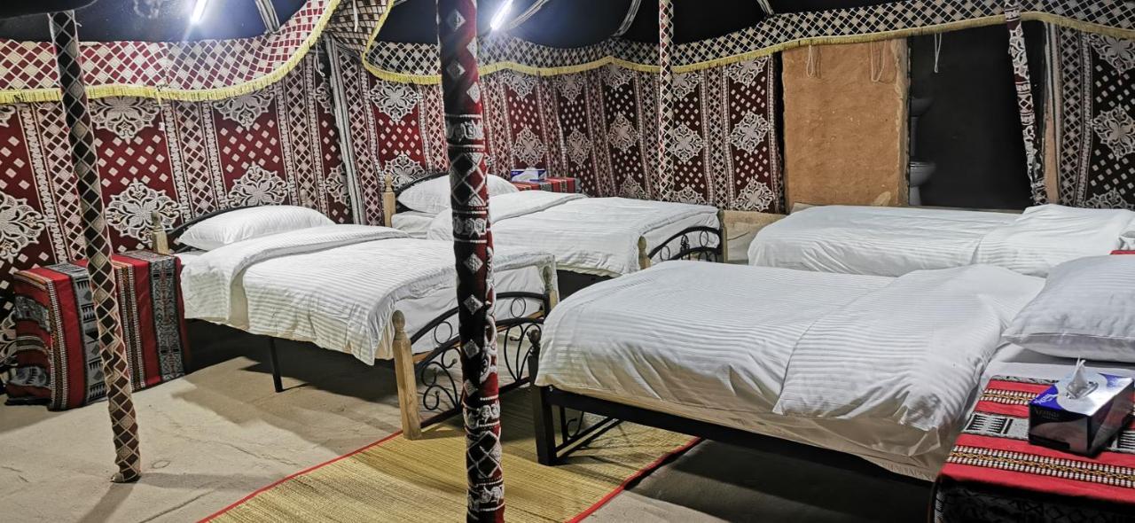 Desert Wonders Camp Ḩawīyah Eksteriør billede