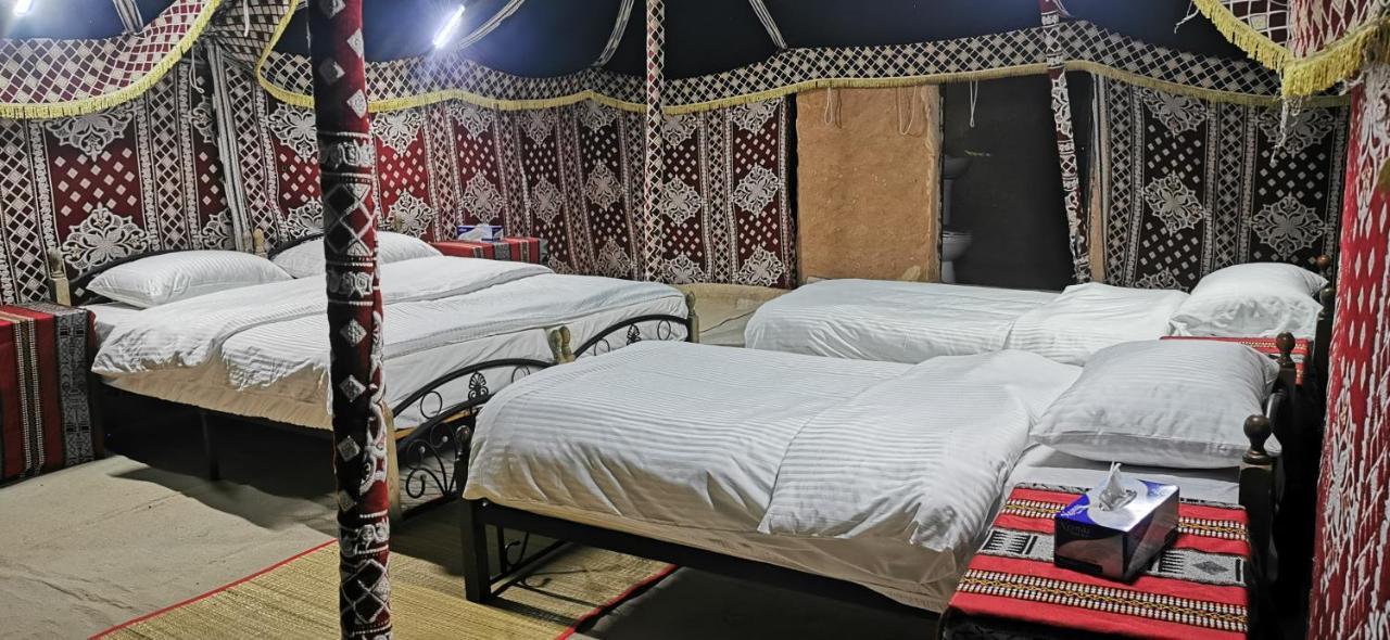 Desert Wonders Camp Ḩawīyah Eksteriør billede