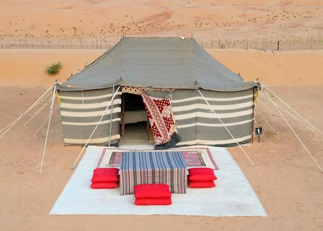 Desert Wonders Camp Ḩawīyah Eksteriør billede