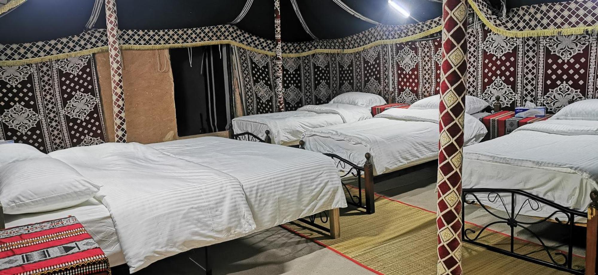 Desert Wonders Camp Ḩawīyah Værelse billede