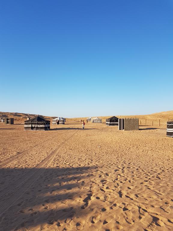 Desert Wonders Camp Ḩawīyah Eksteriør billede